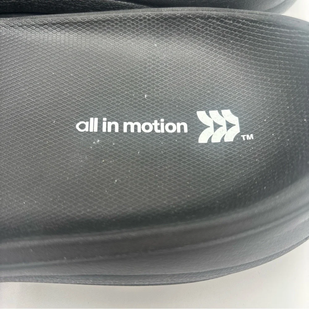 All in Motion‎ Black Slide Sandals